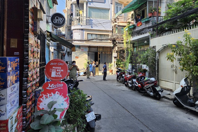 Điều tra vụ nghi phóng hoả làm 4 người chết ở quận 10, TP HCM - Ảnh 2.