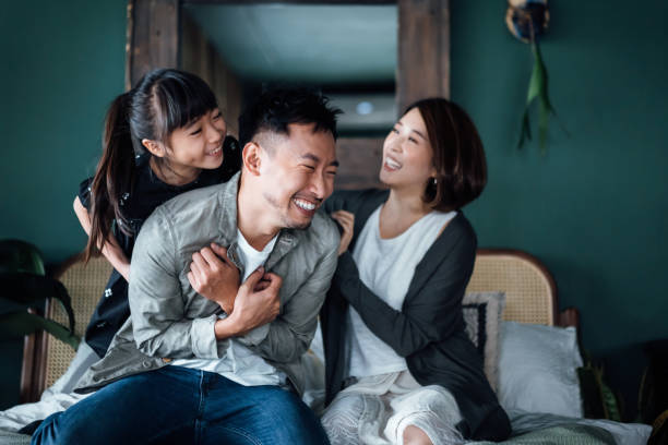 Hiệu ứng cá sấu nổi tiếng cho thấy: Đằng sau đứa trẻ lớn lên hứa hẹn là một bậc cha mẹ có thể ngăn chặn kịp thời điều này - Ảnh 1.