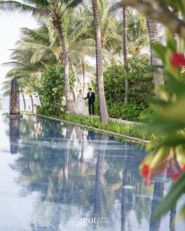 View - Em trai Dara (2NE1) và nữ idol tung bộ ảnh cưới gây sốt ở Bali: Tựa công chúa hoàng tử xé truyện bước ra!