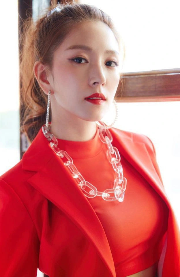 Không sang Việt Nam cùng đoàn phim Cô Đi Mà Lấy Chồng Tôi, “nữ hoàng Kpop” BoA bỗng bị mỉa mai đủ đường - Ảnh 3. Không sang Việt Nam cùng đoàn phim Cô Đi Mà Lấy Chồng Tôi, “nữ hoàng Kpop” BoA bỗng bị mỉa mai đủ đường - Ảnh 3.