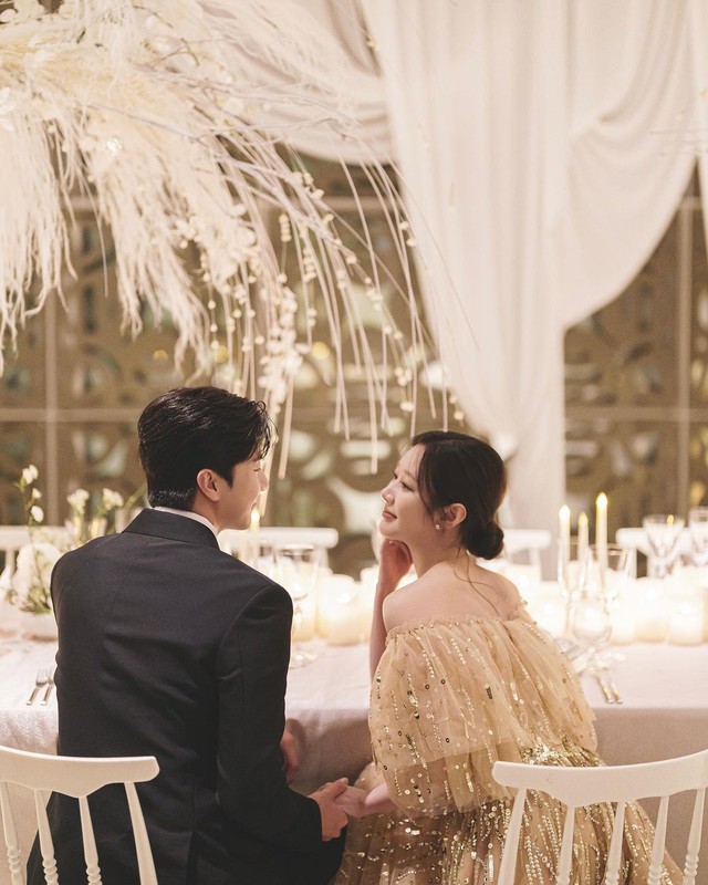 Em trai Dara (2NE1) v&agrave; nữ idol tung bộ ảnh cưới g&acirc;y sốt ở Bali: Tựa c&ocirc;ng ch&uacute;a ho&agrave;ng tử x&eacute; truyện bước ra! - Ảnh 11.