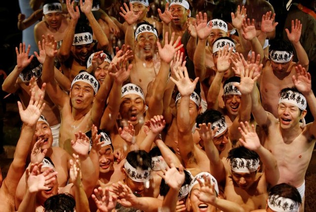 Nhật Bản: Lễ hội đàn ông khỏa thân bị phá hủy