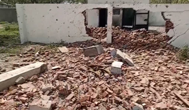 Nổ nhà máy pháo hoa ở Tamil Nadu (Ấn Độ) khiến 10 người chết, 10 người bị thương - Ảnh 2.