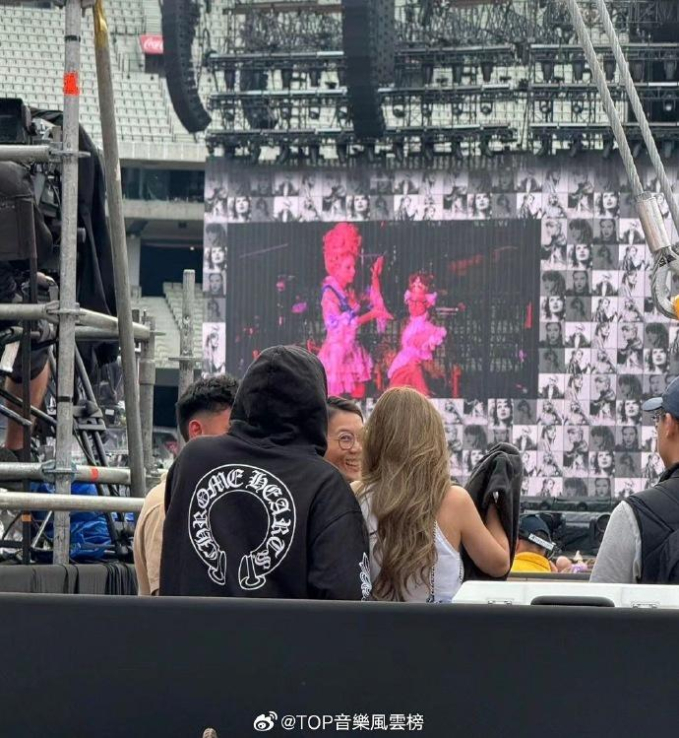 Drama nghi vấn Châu Kiệt Luân làm màu ở concert lớn nhất sự nghiệp Taylor Swift: Chỗ nam ca sĩ ngồi liệu có phải cho VIP được mời? - Ảnh 6.