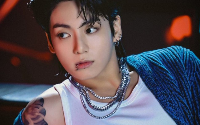 Jung Kook - nghệ sĩ Kpop có chuỗi trụ hạng lâu nhất trên Top Albums Global của Spotify - Ảnh 1.