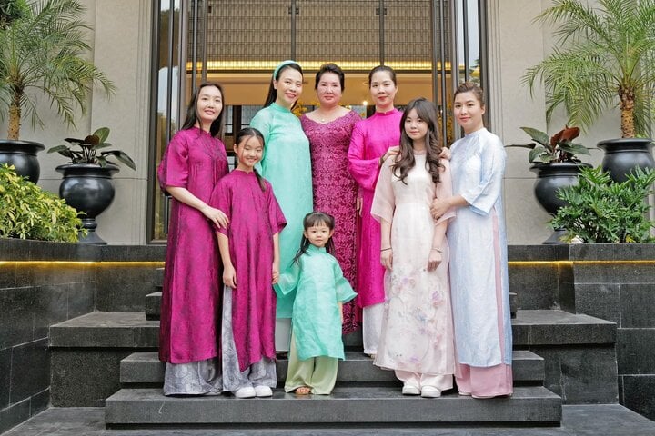 View - Những lần Đàm Thu Trang xuất hiện bên mẹ chồng đại gia gây sốt