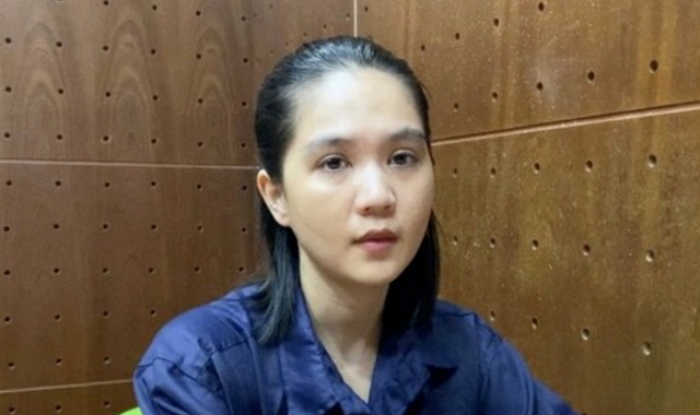 H&igrave;nh ảnh Ngọc Trinh trong buổi hầu to&agrave; sau hơn 3 th&aacute;ng tạm giam - Ảnh 10.