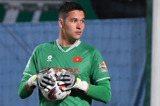 Nh&agrave; v&ocirc; địch AFF Cup: Tuyển Việt Nam gặp đội như Iraq đ&atilde; kh&oacute; đ&aacute; th&igrave; sao m&agrave; đi World Cup nổi - Ảnh 6.