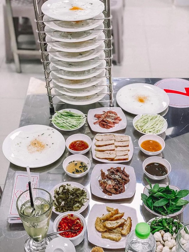 Khách Tây tâm đắc một món ăn bình dân của người Tây Nguyên, nhận xét là độc nhất ở Việt Nam - Ảnh 2.