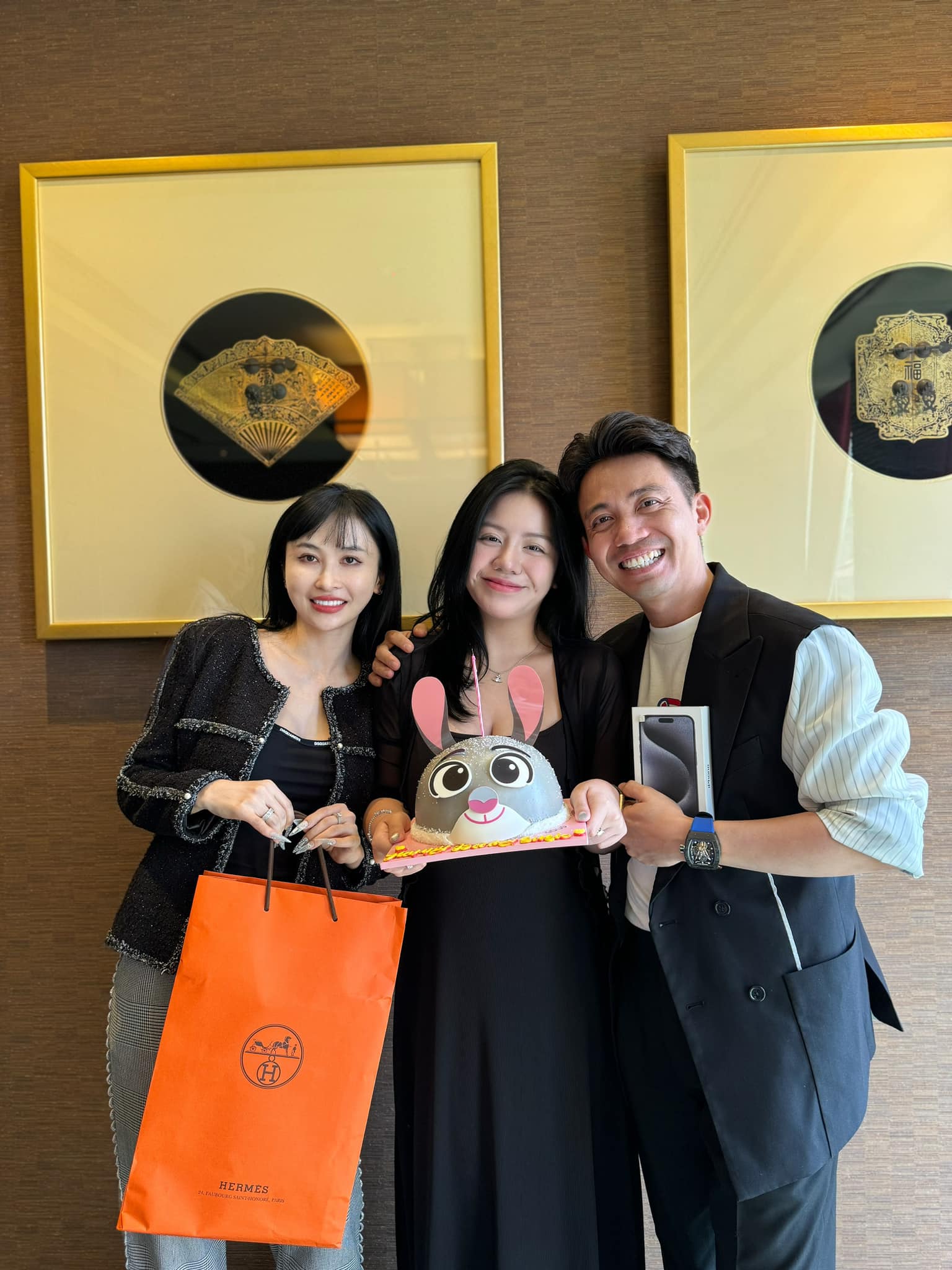 Minh Nhựa mừng sinh nhật con gái thứ 2, mối quan hệ mẹ kế - con chồng được tiết lộ qua 1 khoảnh khắc - Ảnh 4.