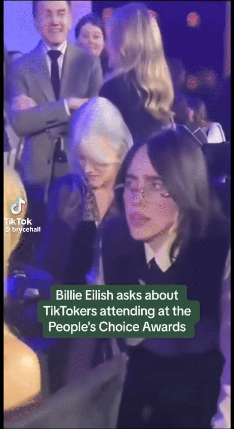 Billie Eilish khinh miệt các TikToker tại Peoples Choice Awards? - Ảnh 1.