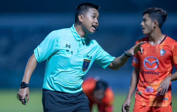 Gallery - Thai League phân công trọng tài bằng phương pháp quay xổ số