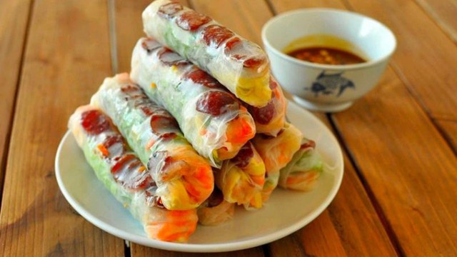 Khách Tây khen ngợi một món ăn vặt bình dân của người Việt, giá chưa tới 1 đô, nhận xét không nên bỏ lỡ - Ảnh 4.