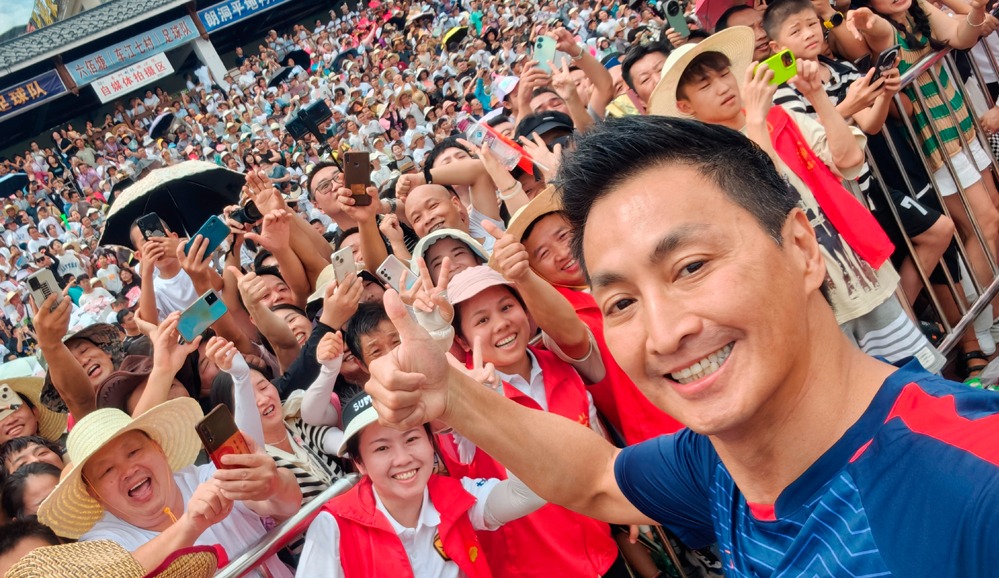 View - Vợ con bí mật của "Triển Chiêu" Hà Gia Kính đã chính thức lộ diện sau bao năm giấu kín?