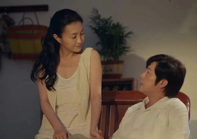 Gallery - Săn Băng chiếu 3 giờ đã phá kỷ lục hot nhất mọi thời đại