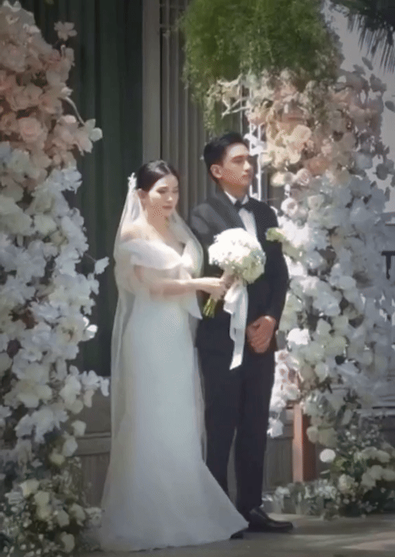 Lộ clip đám cưới của cặp sao Việt bị đồn phim giả tình thật, khán giả phát cuồng vì quá đẹp đôi - Ảnh 2.