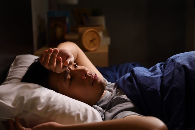Dấu hiệu khi ngủ cảnh báo gan suy kiệt vì rượu bia: Làm ngay 4 việc để bảo vệ chức năng gan - Ảnh 2.