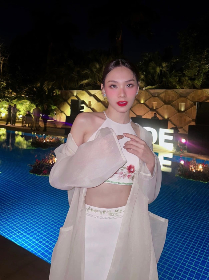 Visual toả sáng qua camera thường của Mai Phương trên thảm đỏ Miss World, chiếm spotlight giữa dàn mỹ nhân quốc tế - Ảnh 6.