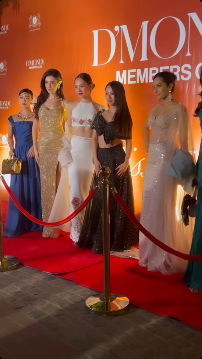 View - Visual toả sáng qua camera thường của Mai Phương trên thảm đỏ Miss World, chiếm spotlight giữa dàn mỹ nhân quốc tế