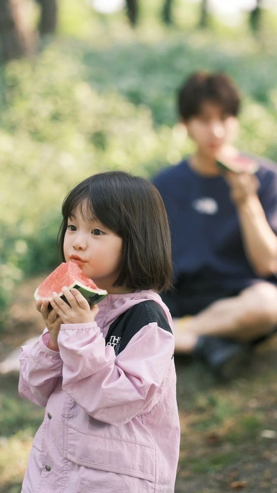 Dám để con đối diện với 4 điều khó khăn này, cha mẹ đang giúp con có tương lai nhàn hạ, sung sướng - Ảnh 1.