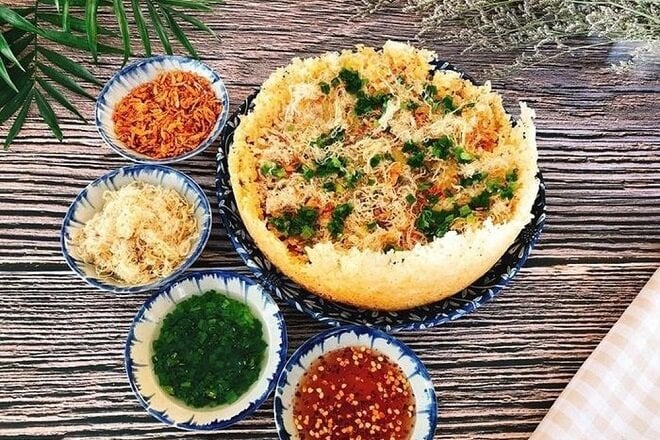 Điểm danh món ăn vặt ngon khó cưỡng ở TP.HCM - Ảnh 4.