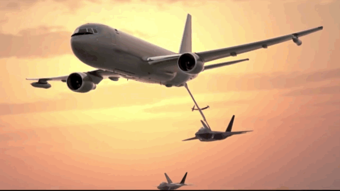 Điều gì xảy ra nếu máy bay hết nhiên liệu giữa không trung? - Ảnh 1.