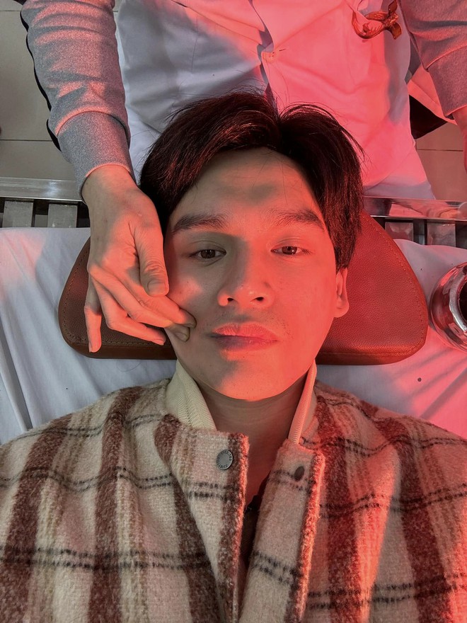 Nguyễn Trần Trung Qu&acirc;n cập nhật MXH lần đầu ti&ecirc;n sau biến chứng liệt d&acirc;y thần kinh mặt - Ảnh 3.