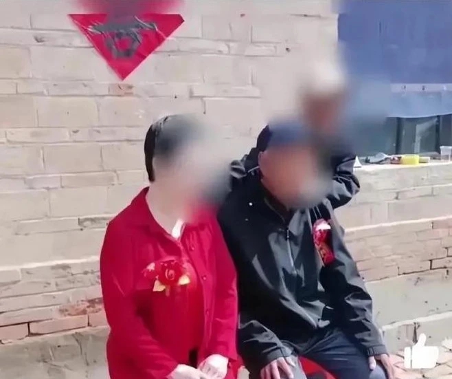 Quá cô đơn, người phụ nữ 83 tuổi bị lừa hơn 100 triệu đồng vì mù quáng kết hôn, cảnh sát điều tra bắt giữ nghi phạm “lớn tuổi nhất” từ trước đến giờ - Ảnh 1. Quá cô đơn, người phụ nữ 83 tuổi bị lừa hơn 100 triệu đồng vì mù quáng kết hôn, cảnh sát điều tra bắt giữ nghi phạm “lớn tuổi nhất” từ trước đến giờ - Ảnh 1.