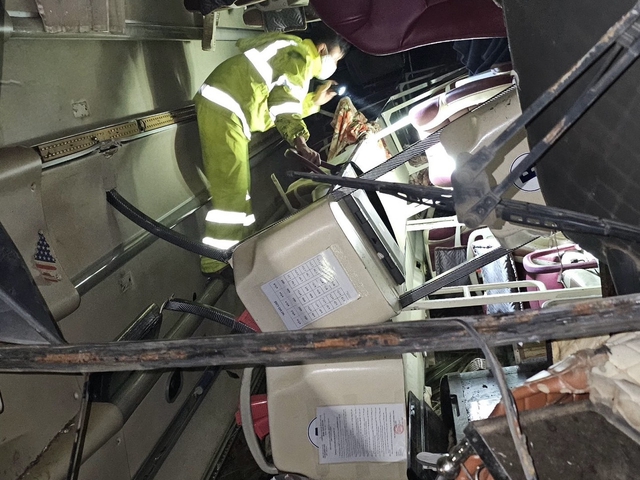 Nguy&ecirc;n nh&acirc;n xe kh&aacute;ch chở 37 người lao xuống vực s&acirc;u ở Kon Tum - Ảnh 3.