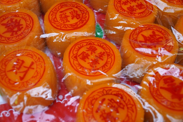 TP HCM: M&oacute;n b&aacute;nh đặc biệt chỉ b&aacute;n dịp Tết Nguy&ecirc;n đ&aacute;n - Ảnh 8.