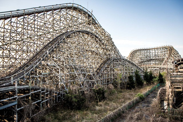 Công viên giải trí bỏ hoang ở Nhật: Từng đón hàng triệu lượt khách, hóa 'vùng đất ma' rỉ sét không một bóng người