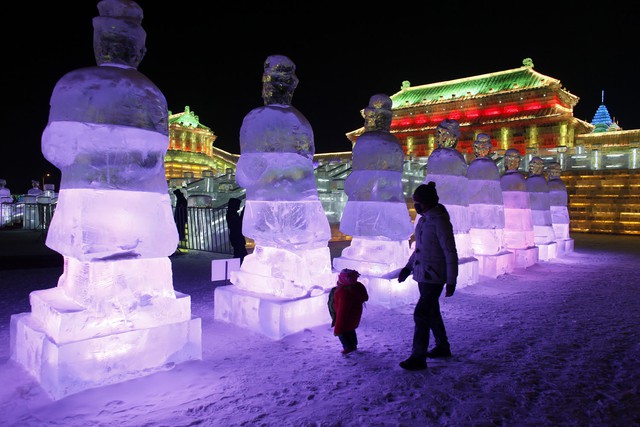 Thành phố Trung Quốc thu chục nghìn tỷ trong 3 ngày: Lạnh gấp đôi nơi khác nhưng du khách vẫn đổ xô đến - Ảnh 6.