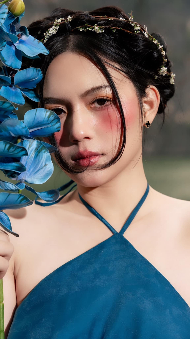 Vợ hotgirl ho&aacute; n&agrave;ng thơ, hậu vệ Th&agrave;nh Chung lập tức c&oacute; phản ứng n&agrave;y - Ảnh 1.