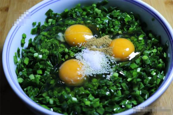 Đây là loại rau chống 7 bệnh ung thư mà người Nhật dùng để rán trứng: Phụ nữ ăn giúp tránh viêm nhiễm - Ảnh 3.