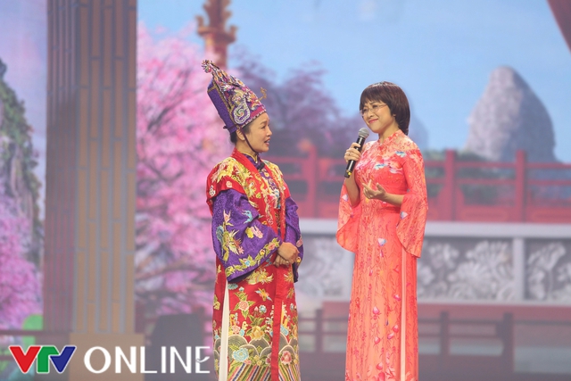 MC Thảo V&acirc;n: D&ugrave; thay đổi thế n&agrave;o, kh&aacute;n giả lu&ocirc;n l&agrave; ưu ti&ecirc;n số 1 - Ảnh 2.