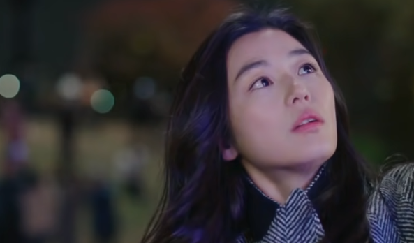 Đếm ngược đến giao thừa với loạt cảnh pháo hoa lãng mạn nhất: Cặp Lee Min Ho - Jun Ji Hyun... lạ lắm! - Ảnh 6.