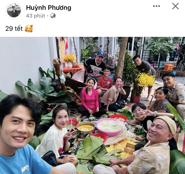 View - Huỳnh Phương công khai đăng ảnh bên Khả Như, bị soi hint tình cảm rõ mồn một dịp cuối năm