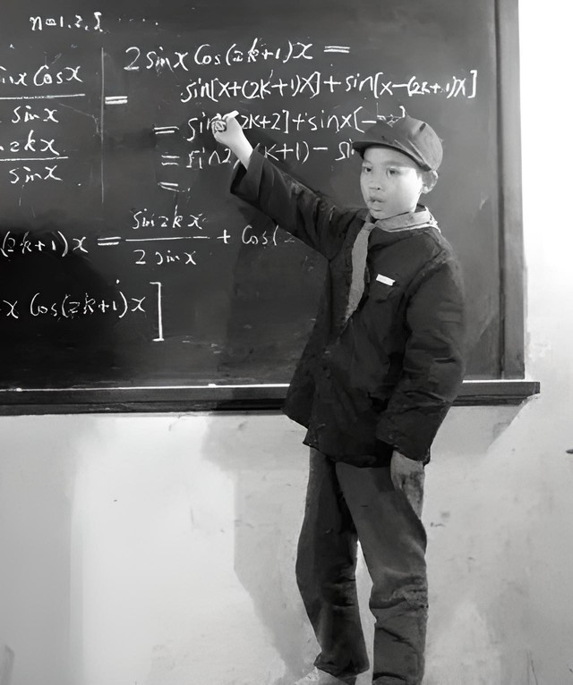 Đệ nhất thần đồng Trung Quốc 6 tuổi biết kê đơn thuốc, 17 tuổi trở thành giảng viên ĐH, 38 tuổi đi tu: Hai chữ thiên tài là vầng hào quang nhưng cũng là xiềng xích trói buộc cả cuộc đời - Ảnh 2.
