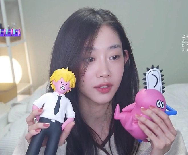 Nữ thần Kpop một thời bất ngờ đi làm công nhân nhà máy, hình ảnh hiện tại hút 210 triệu lượt xem - Ảnh 5.