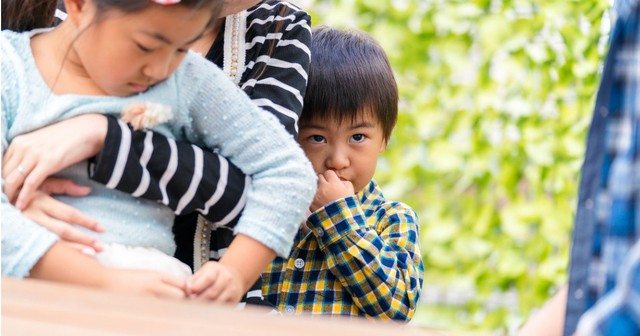 Ai có triển vọng hơn khi lớn lên, những đứa con hướng ngoại hay hướng nội? Thực tế khiến các bậc phụ huynh ngỡ ngàng! - Ảnh 1.