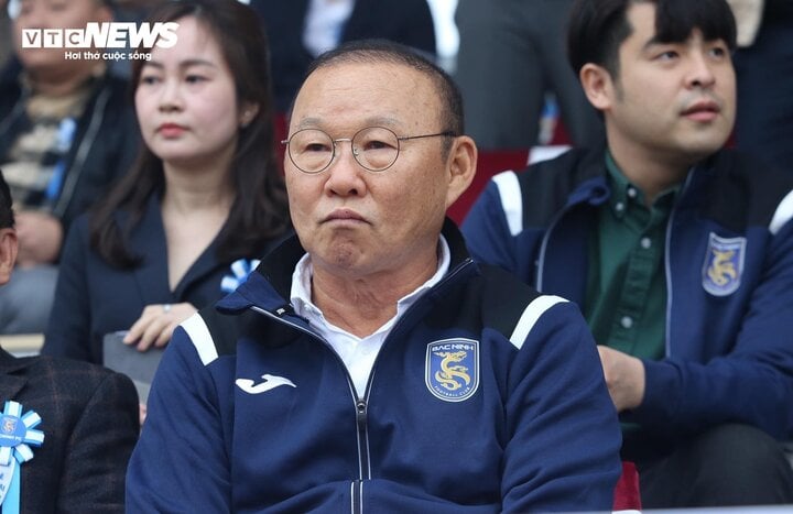View - Ông Park Hang Seo muốn trở lại huấn luyện, chờ ý kiến bầu Đức và CĐV Việt Nam