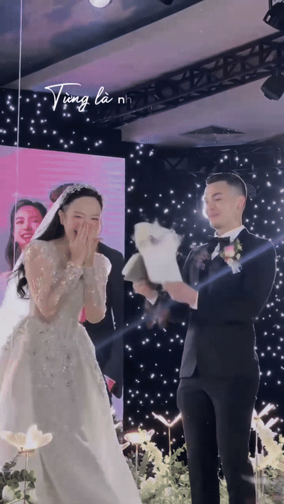 Kim Oanh hé lộ màn trao nhẫn cưới có 1-0-2 với chồng gia thế khủng, biểu cảm cô dâu chiếm trọn spotlight - Ảnh 4.