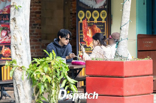 HOT: Dispatch “tóm gọn” buổi hẹn hò của Han So Hee - Ryu Jun Yeol ở Hawaii, nhưng sao bầu không khí ảm đạm quá - Ảnh 4.