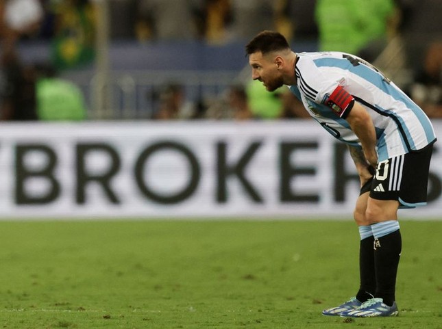 Messi bị gạch tên khỏi danh sách triệu tập ĐT Argentina - Ảnh 1.