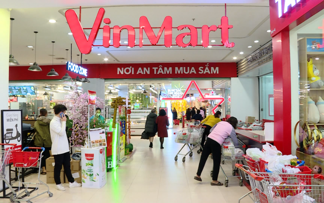 Sự dứt khoát xuyên suốt của tỷ phú Vượng khi cần tập trung: Từ đóng cửa Tập đoàn Tài chính Vincom, bán VinMart, Vincom Retail, One Mount đến dừng Vinsmart, Vinpearl Air - Ảnh 2.
