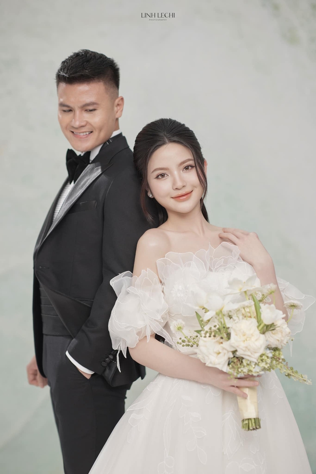 Xả loạt ảnh cưới nét căng của Quang Hải - Chu Thanh Huyền, cô dâu chơi lớn diện đến 7 bộ váy cưới? - Ảnh 9.