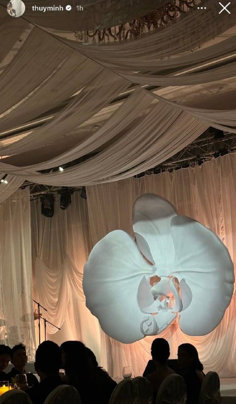 Hoa cưới của siêu mẫu Tuyết Lan chứa đựng ý nghĩa xúc động, không gian cưới thiết kế độc lạ gây ấn tượng với dàn khách - Ảnh 7.