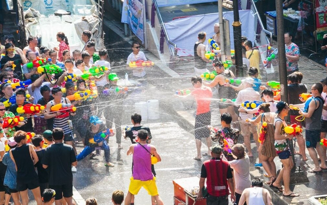 Hàng không Thái Lan tăng cường chuyến bay và giảm giá vé dịp Tết Songkran - Ảnh 1.