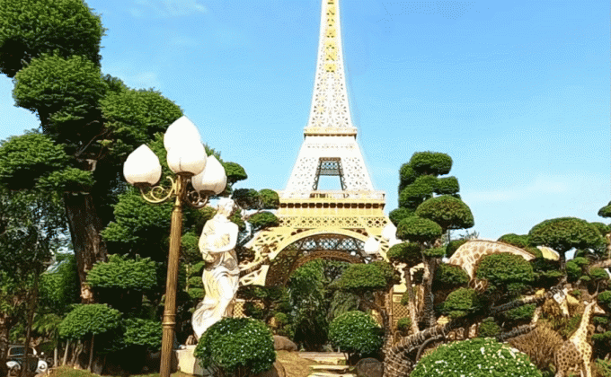 Biệt phủ rộng 10.000m2 như Disneyland thu nhỏ ở Hải Dương, gia chủ dùng trực thăng để đi lại, riêng không gian thờ cúng đã to bằng cả ngôi nhà - Ảnh 10.