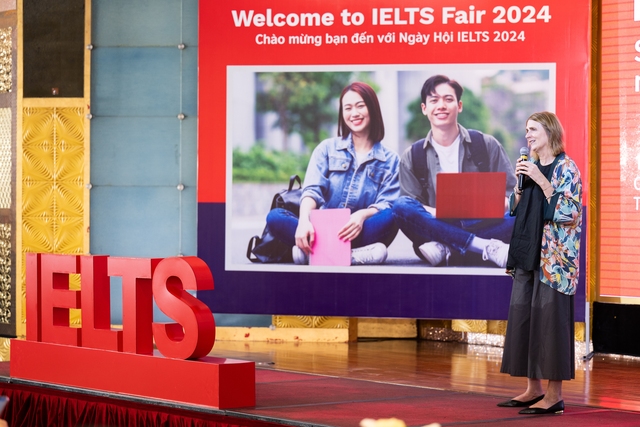 Thí sinh đua nhau học tủ để thi IELTS, Giám đốc Hội đồng Anh Việt Nam nói: Đừng đi đường tắt bằng việc gian lận! - Ảnh 4.